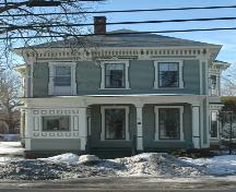 Photograph 3 of 407 St. George Street