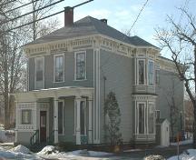 Photograph 4 of 407 St. George Street
