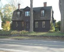 Photograph 3 of 477 St. George Street