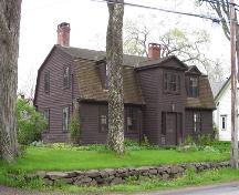 Photograph 4 of 477 St. George Street