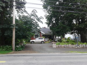 Photograph 2 of 613 St. George Street