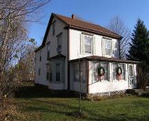 Photograph 4 of 672 St. George Street