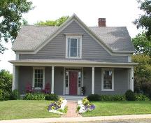Photograph 3 of 808 St. George Street