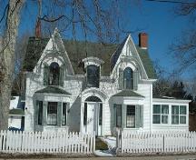 Photograph 3 of 832 St. George Street