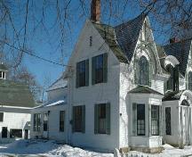 Photograph 4 of 832 St. George Street